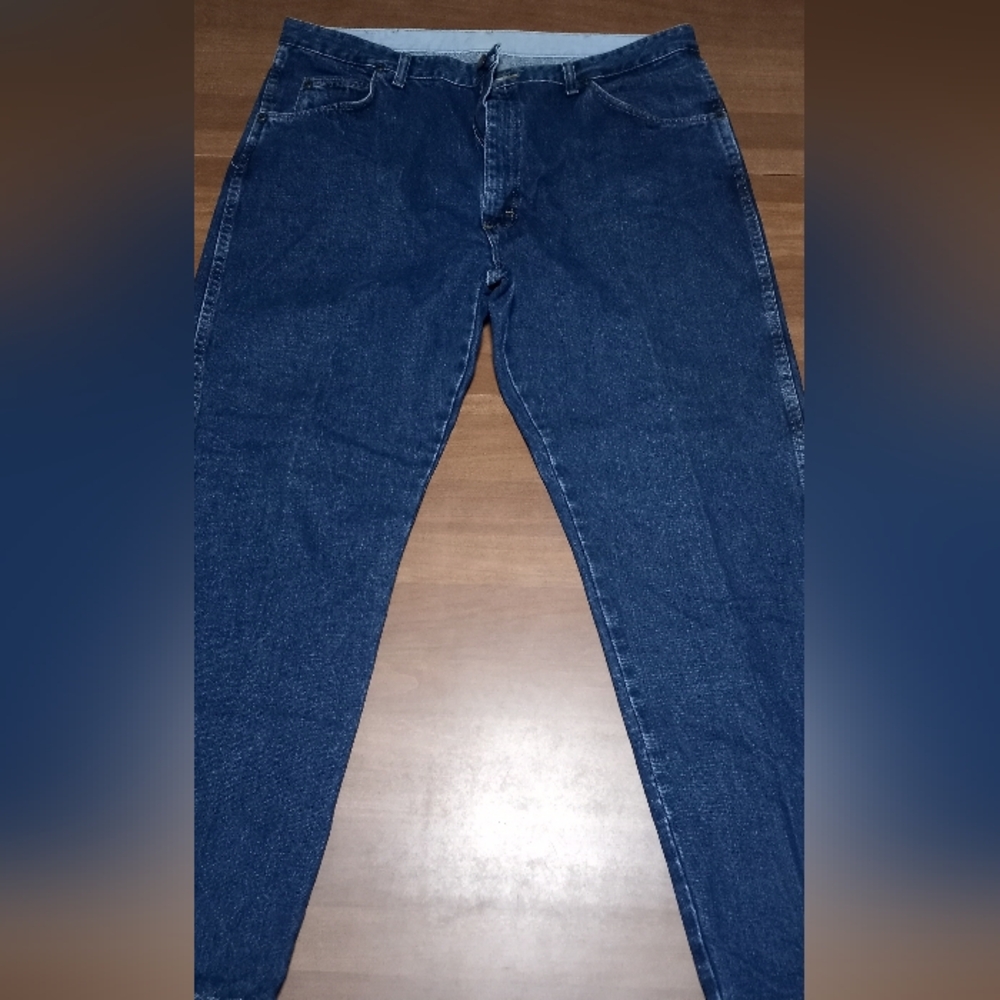 Men's Wrangler Blue Denim Jeans Size 40 X 30